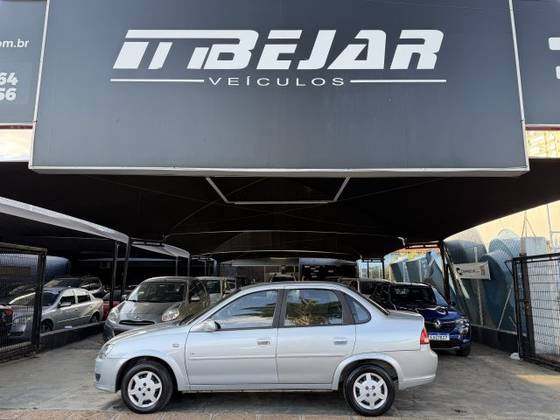 CHEVROLET CLASSIC 1.0 MPFI LS 8V FLEX 4P MANUAL CHEVROLET CLASSIC 1.0 MPFI LS 8V FLEX 4P MANUAL